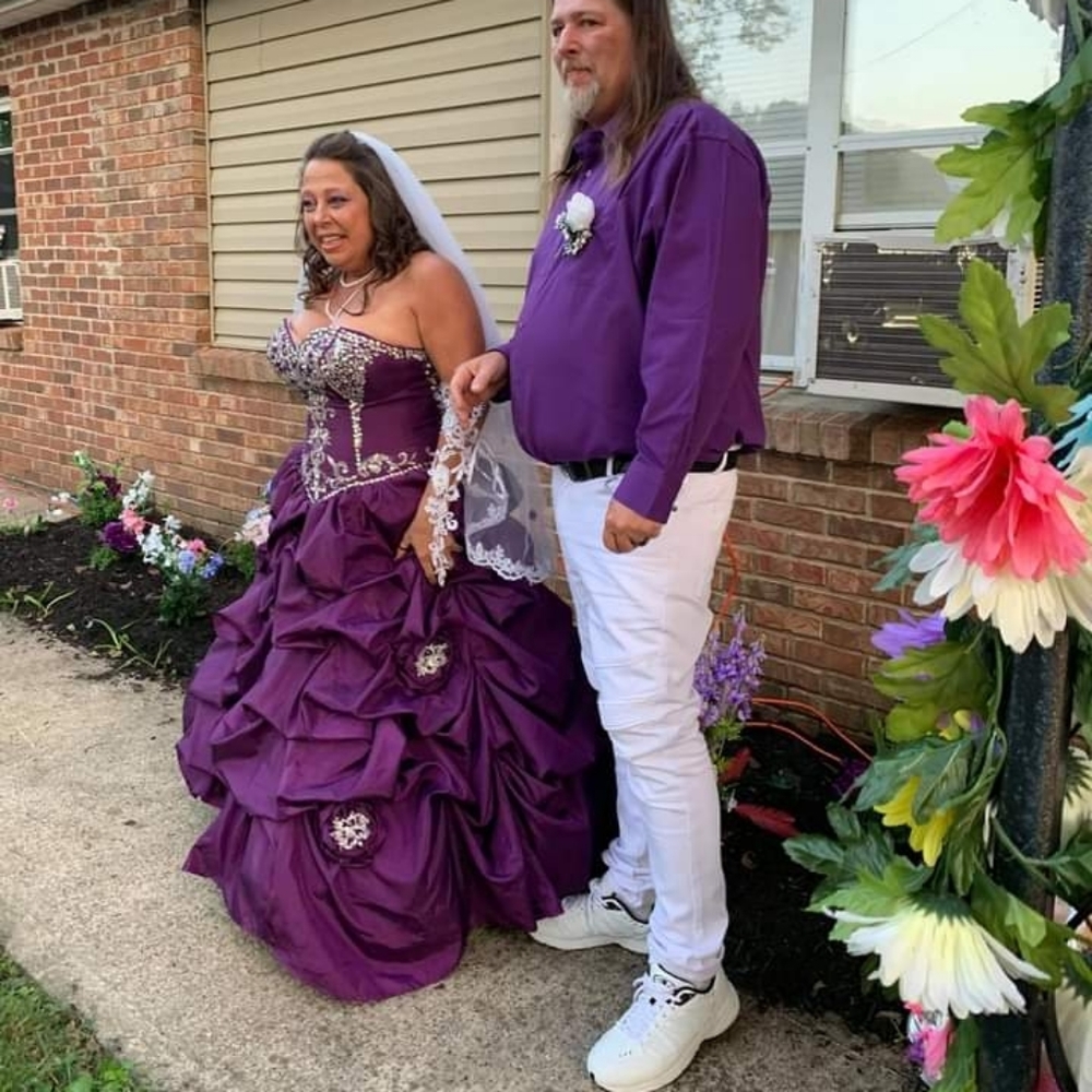 Purple formal prom/wedding dress